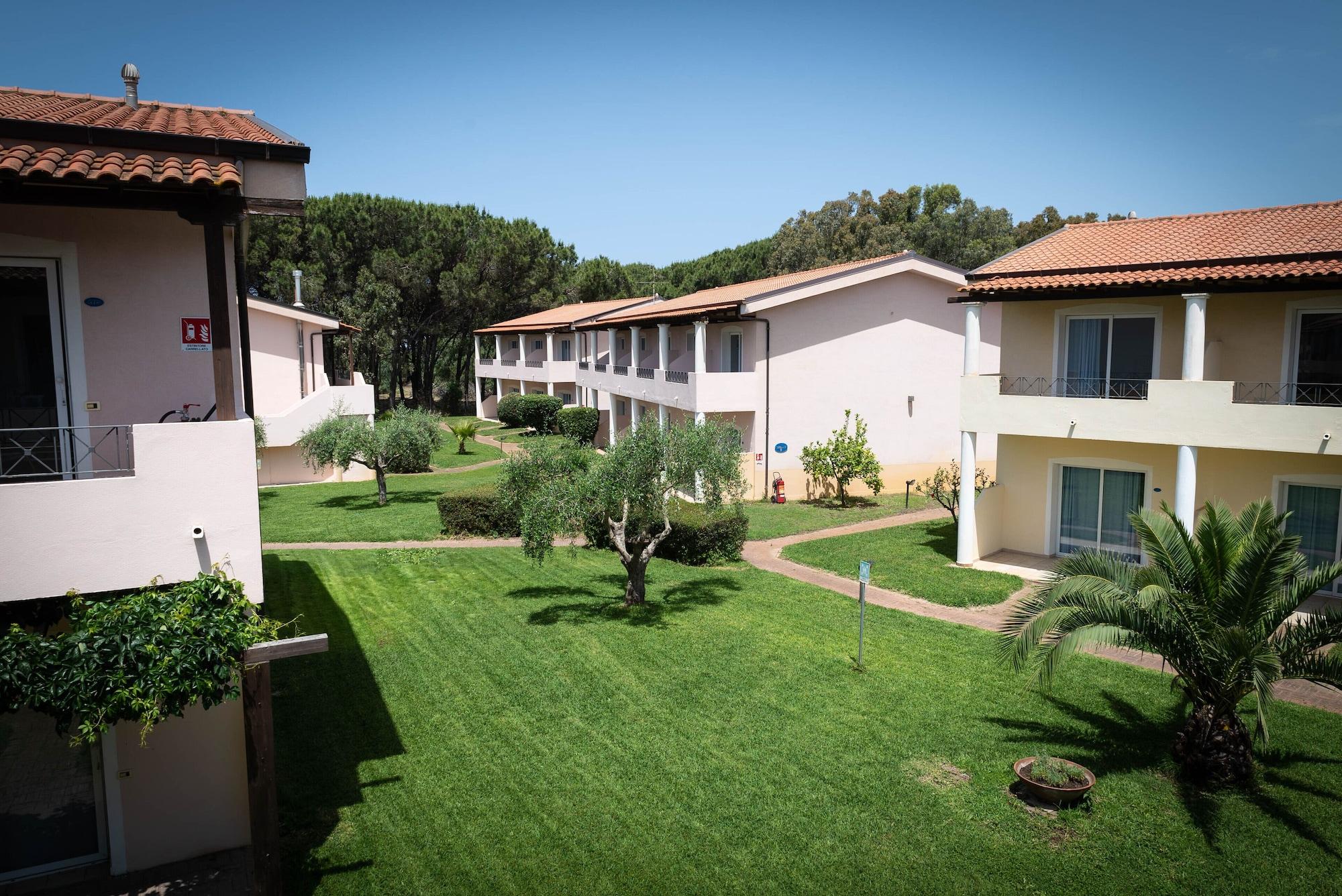 Nicotera Beach Village Esterno foto