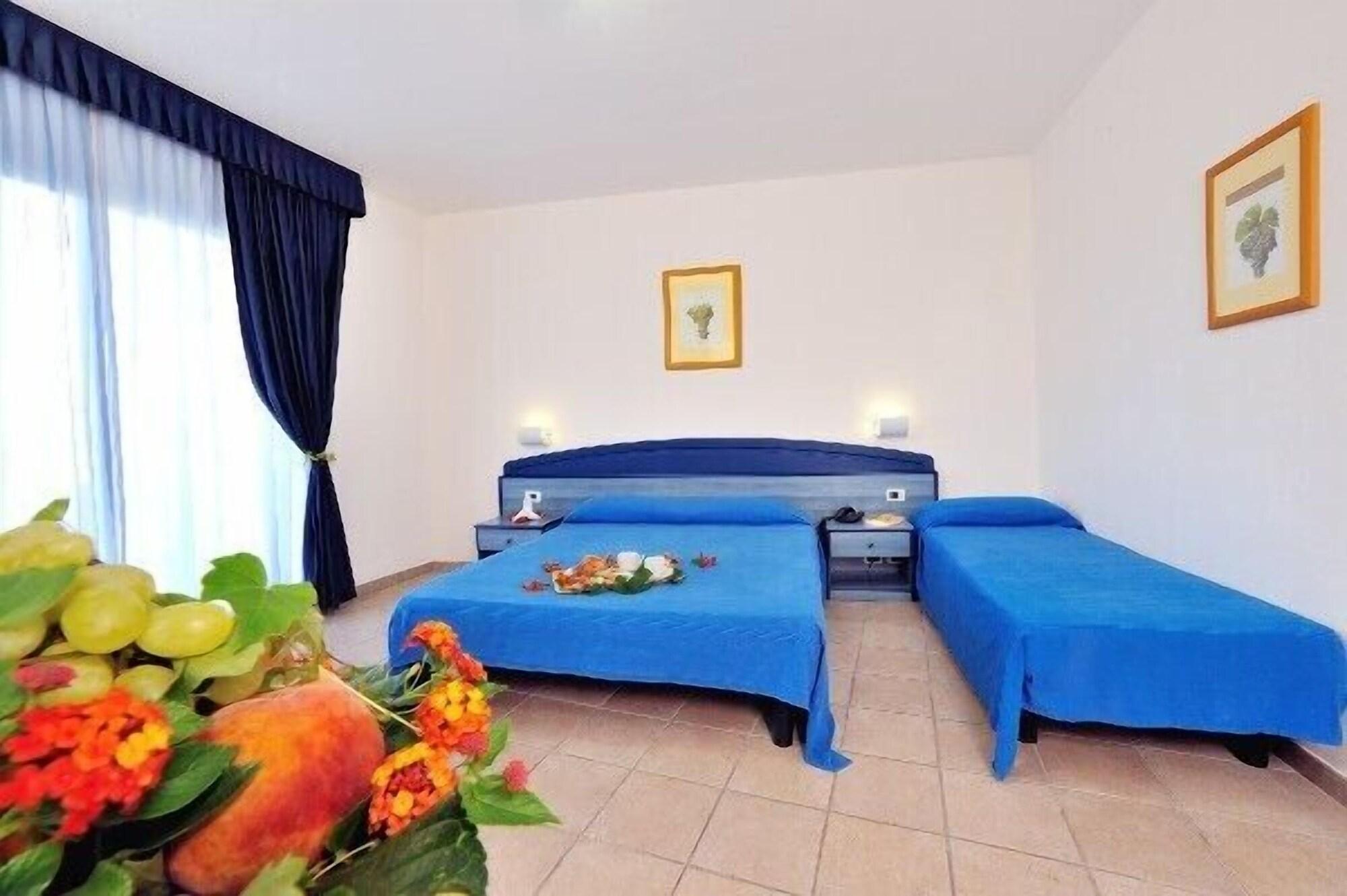 Nicotera Beach Village Esterno foto